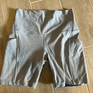 Lululemon Rino Grey Align 6 Inch Shorts with Pockets